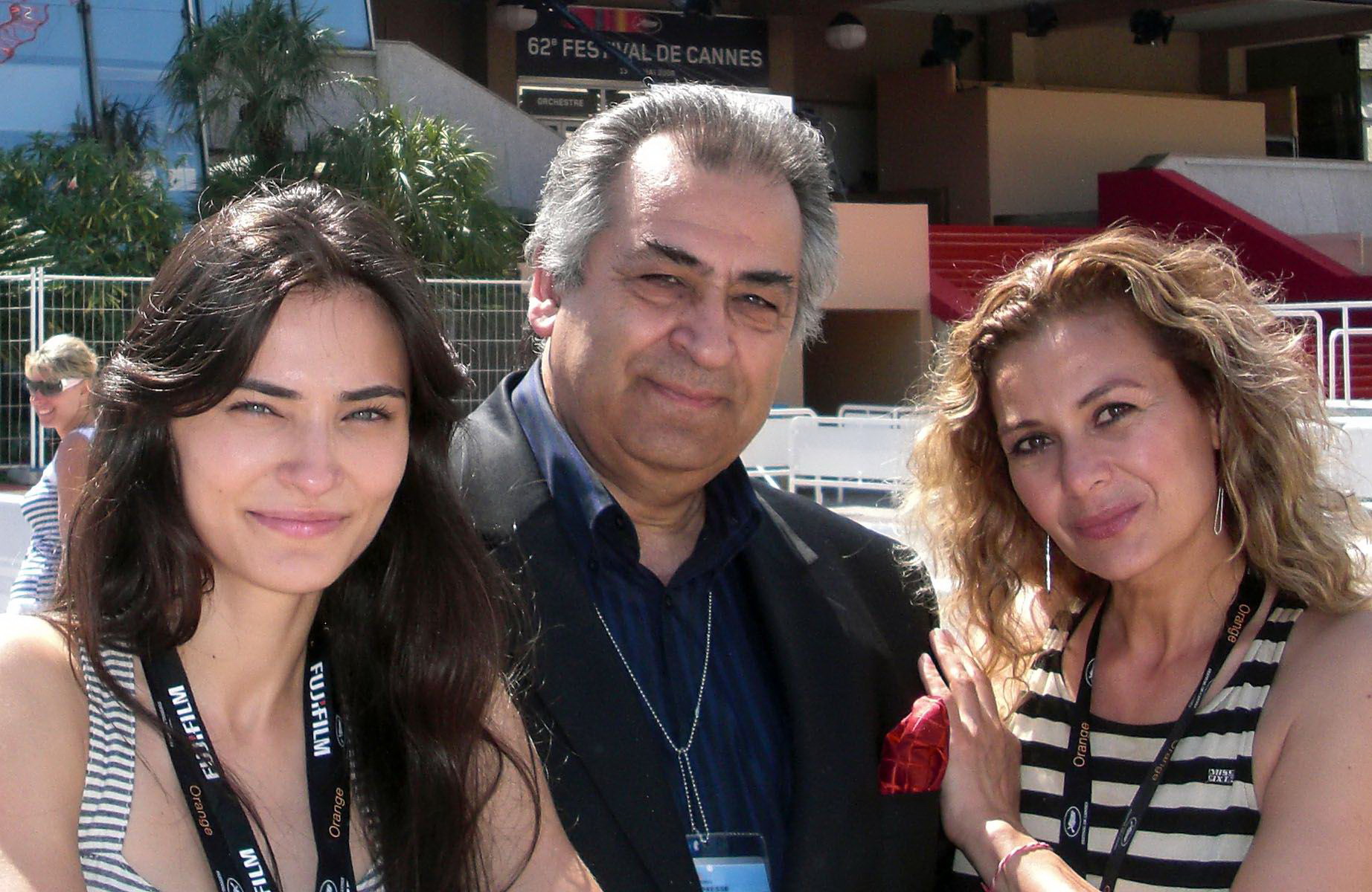CANNES’DA HATİCE ASLAN VE SAADET IŞIL AKSOY’LA